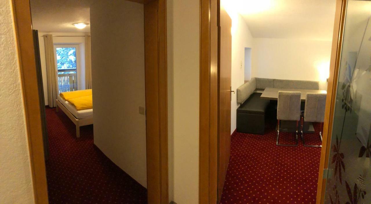 Appartements Dobler - S'Darhuam Sankt Leonhard im Pitztal Exterior photo