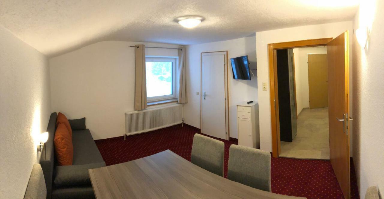 Appartements Dobler - S'Darhuam Sankt Leonhard im Pitztal Exterior photo